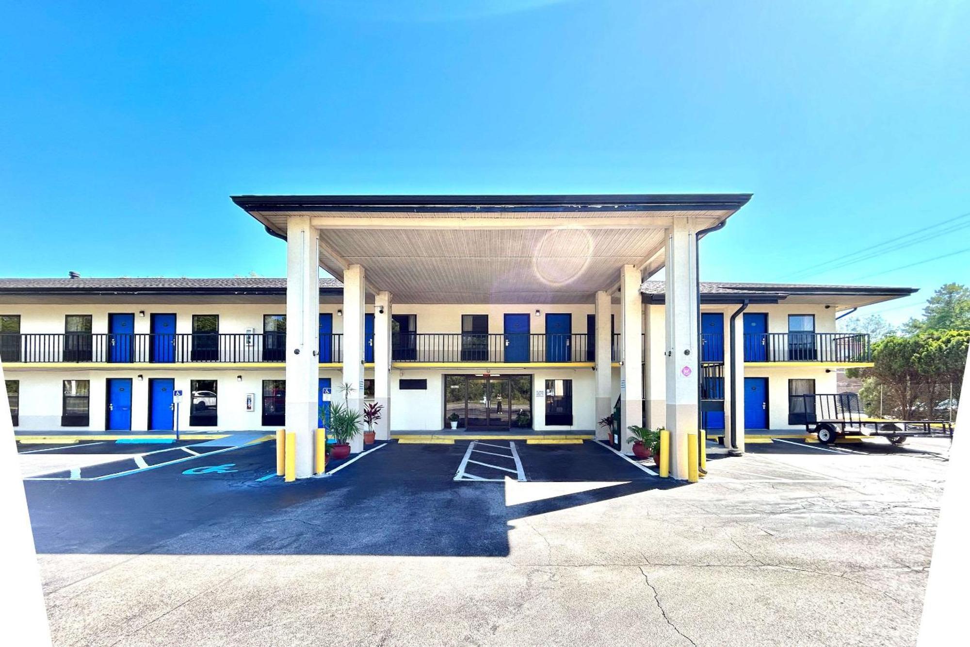 High Springs Inn Soon To Be Clarion Pointe Alachua Zewnętrze zdjęcie